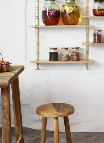 Tabouret en bois recyclé Madame Stolzt