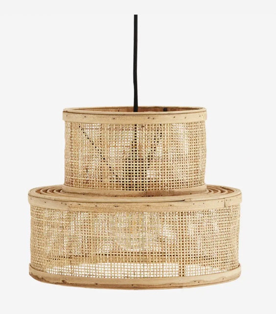 Suspension en rotin Madame Stoltz