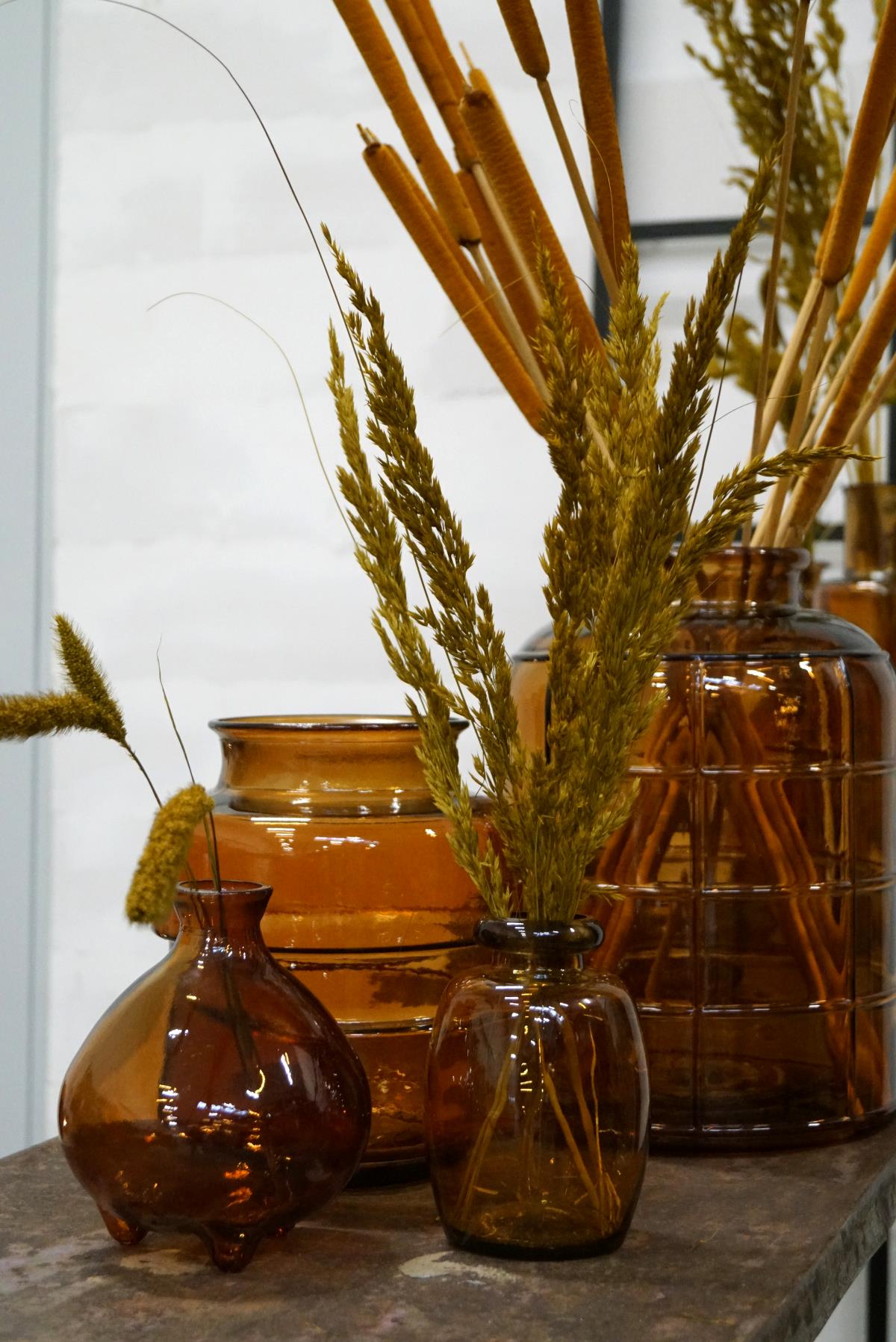 Vase shape ambre