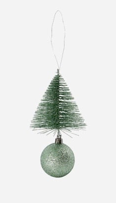 Boule de Noël et sapin House Doctor
