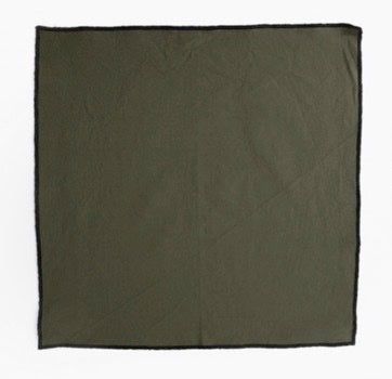 Serviette de table en coton lavé Kaki